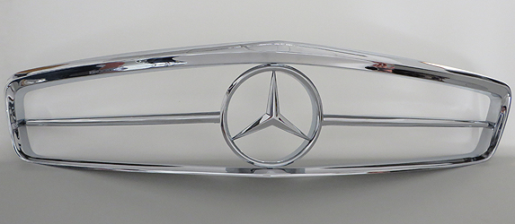 FRONT ORNAMENT