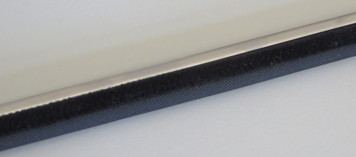SEALING RAIL